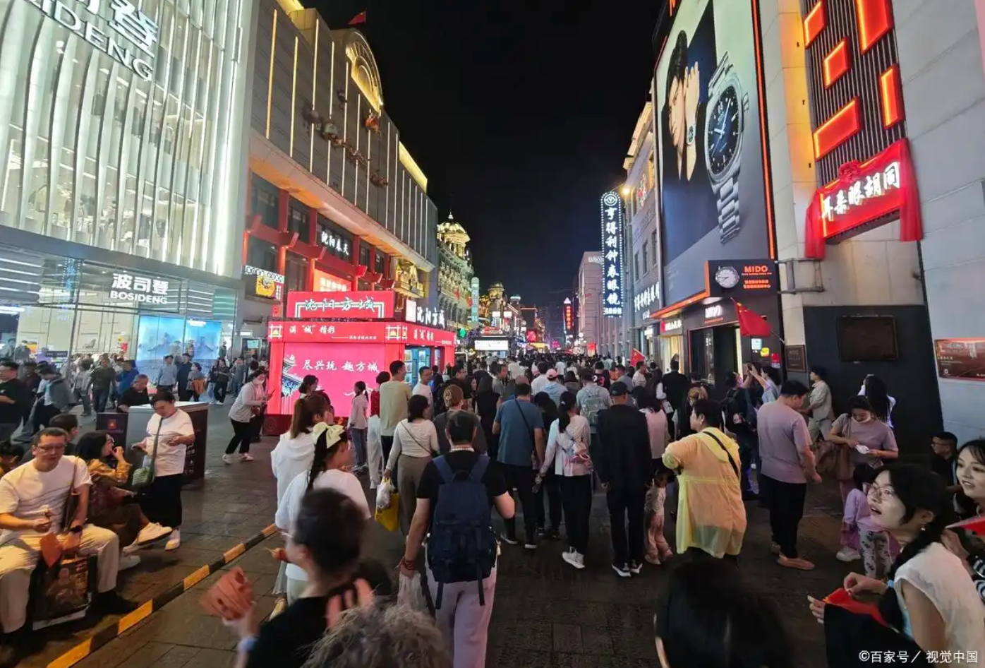 一个餐饮新手踩过的“致命三坑”：只看人多，不看人流质量！