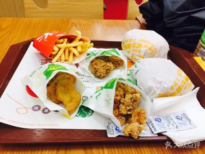 华莱士加盟费条件和费用多少钱,华莱士全鸡汉堡加盟费及加盟条件