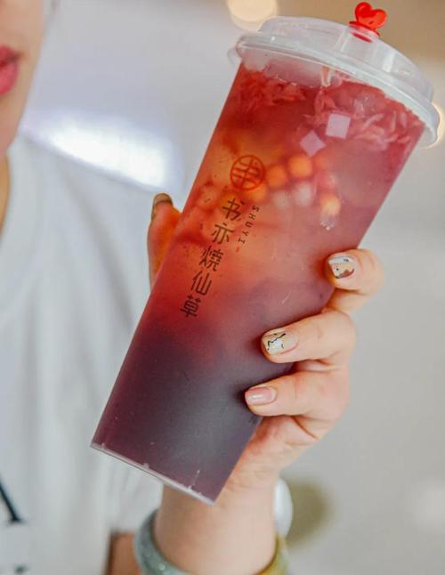 书亦烧仙草加盟费多少钱啊 书亦烧仙草加盟费多少钱啊