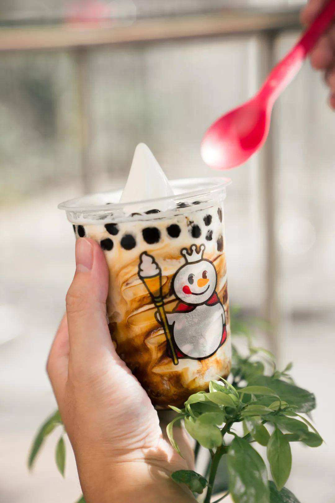 蜜雪冰城加盟需要什么条件 蜜雪冰城加盟需要什么条件