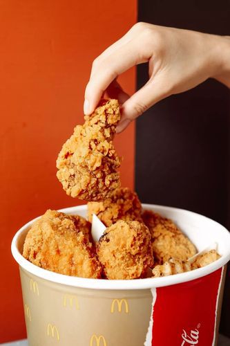 麦当劳加盟条件和费用,加盟麦当劳挣钱吗 麦当劳加盟条件和费用,加盟麦当劳挣钱吗