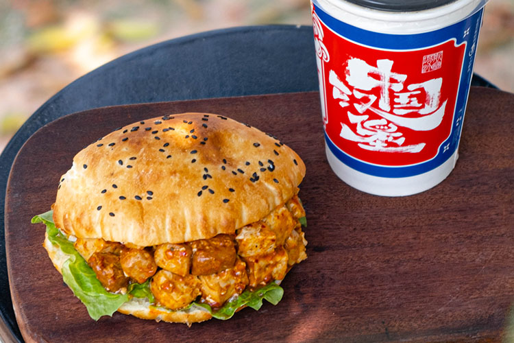 加盟塔斯汀汉堡店有什么要求,塔斯汀汉堡加盟店有什么优势 加盟塔斯汀汉堡店有什么要求,塔斯汀汉堡加盟店有什么优势